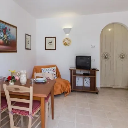 'kirschbaum' By Interhome Apartman *